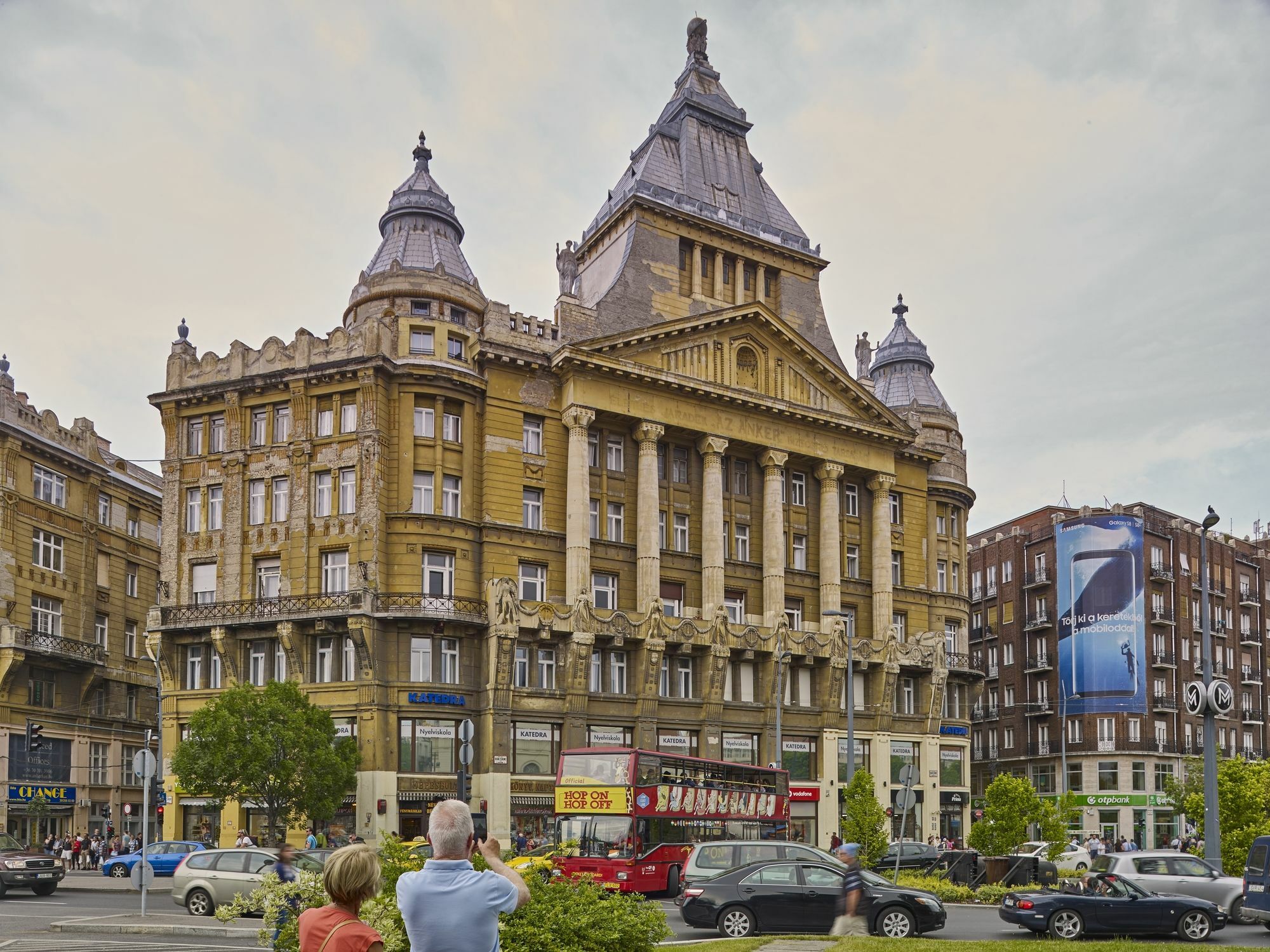 7Seasons Central Suites Budapest Bagian luar foto