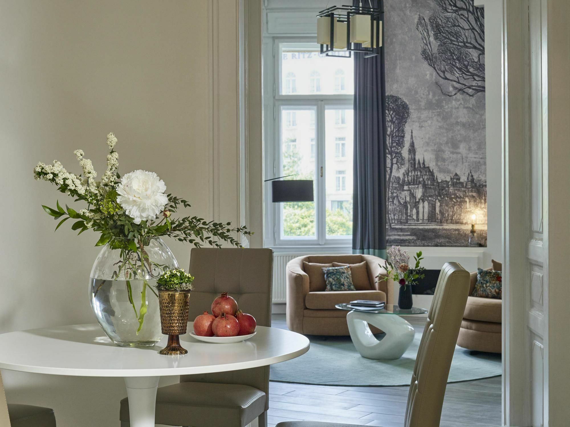 7Seasons Central Suites Budapest Bagian luar foto
