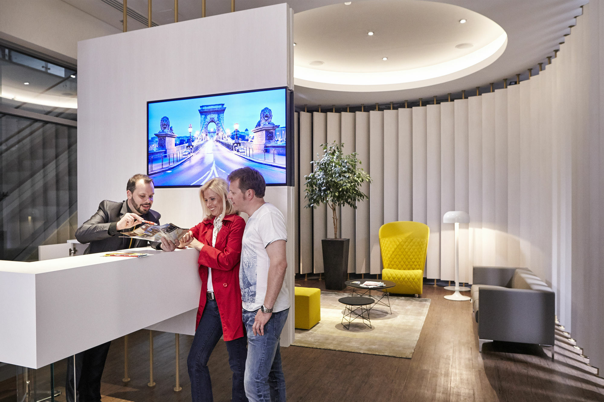 7Seasons Central Suites Budapest Bagian luar foto