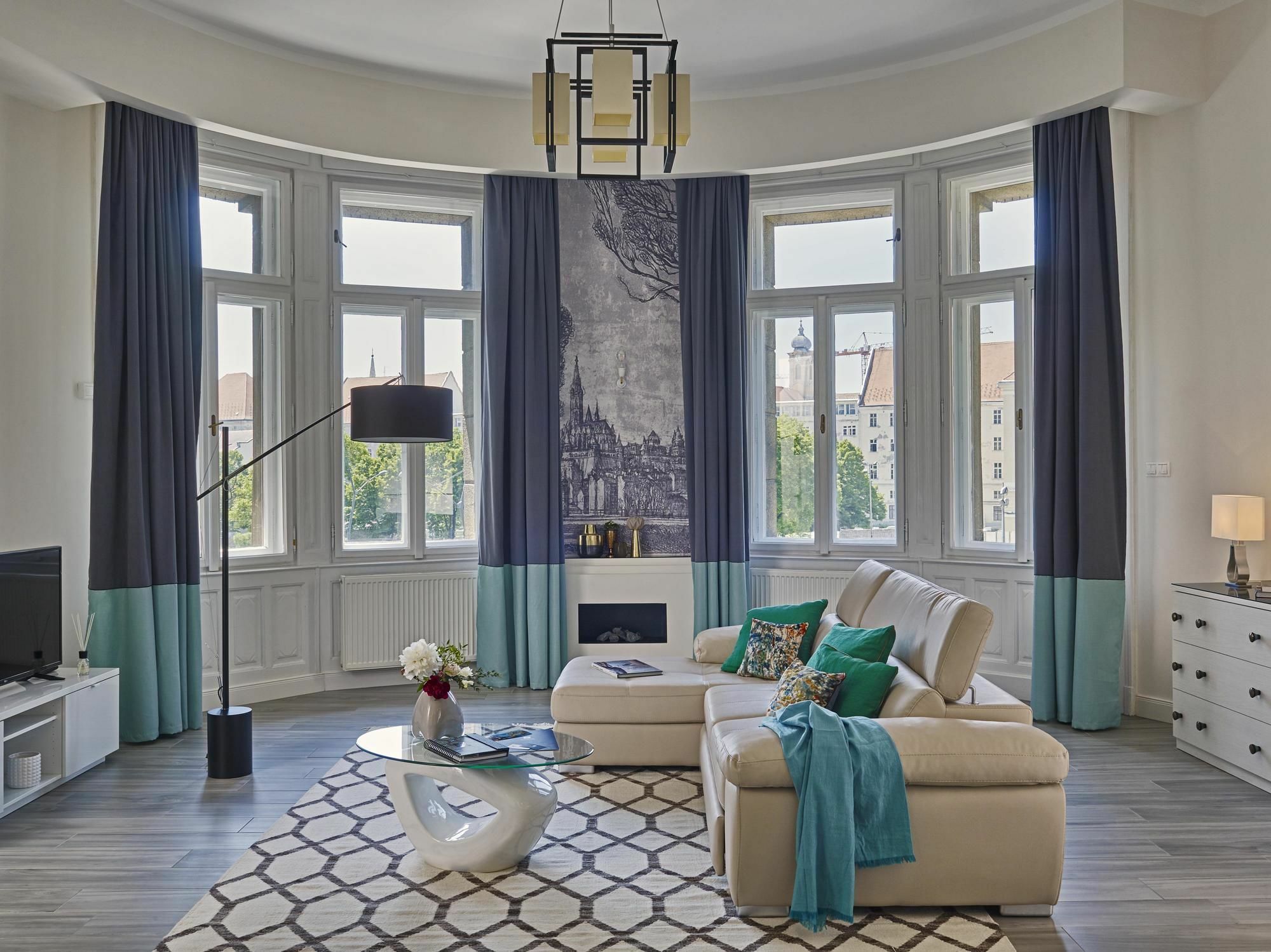 7Seasons Central Suites Budapest Bagian luar foto